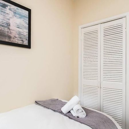 Sleeps 5, Smart Tv'S In Bedrooms Swansea Exteriér fotografie