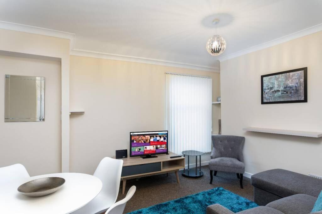 Sleeps 5, Smart Tv'S In Bedrooms Swansea Exteriér fotografie